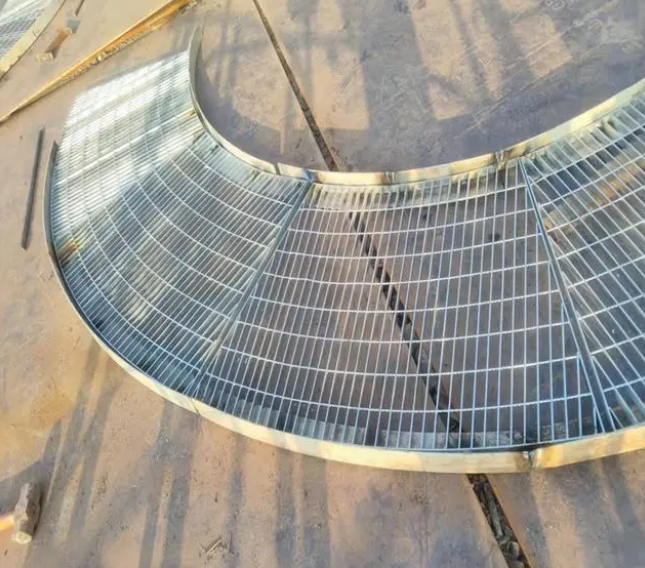 梯形平臺格柵板|扇形60度浸鋅格柵板|異形鍍鋅格柵板 梯形平臺格柵板|扇形60度浸鋅格柵板|異形鍍鋅格柵板